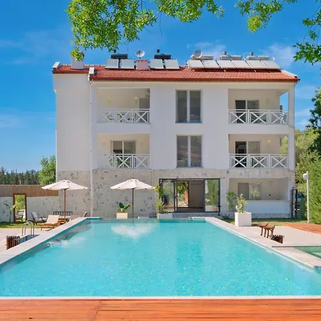 Tuetsue Отель Eskiomerler