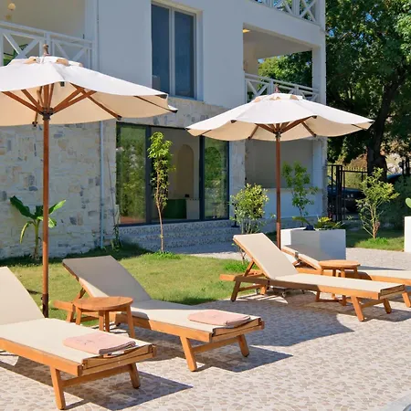 Tuetsue Отель Eskiomerler