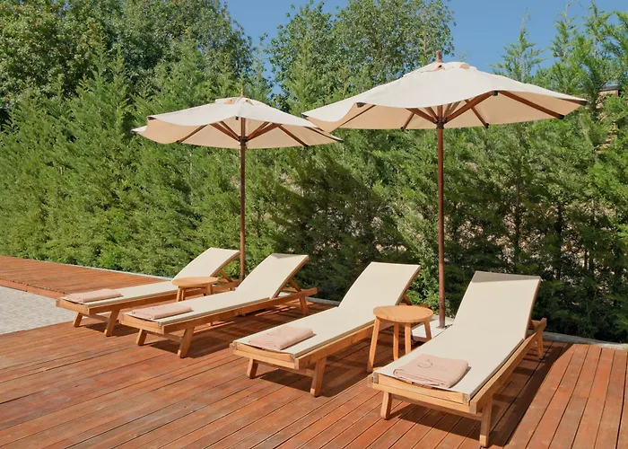 Tuetsue Hotel Eskiomerler